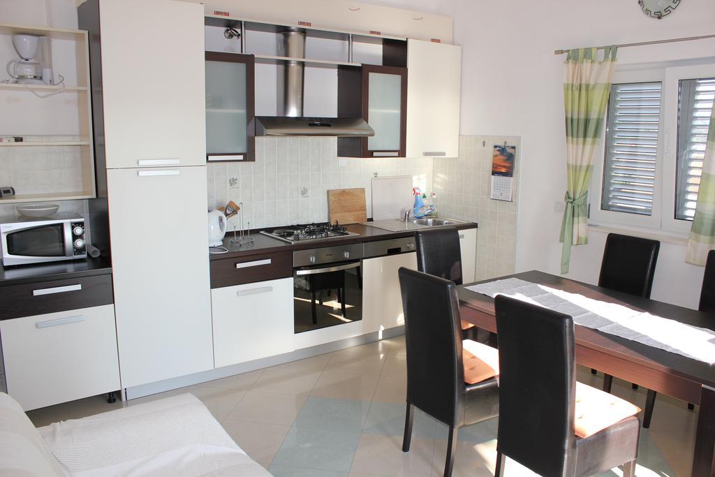 Apartments 4 Dolphins โรกอซนิซา ห้อง รูปภาพ